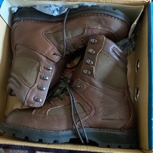 Mens boots